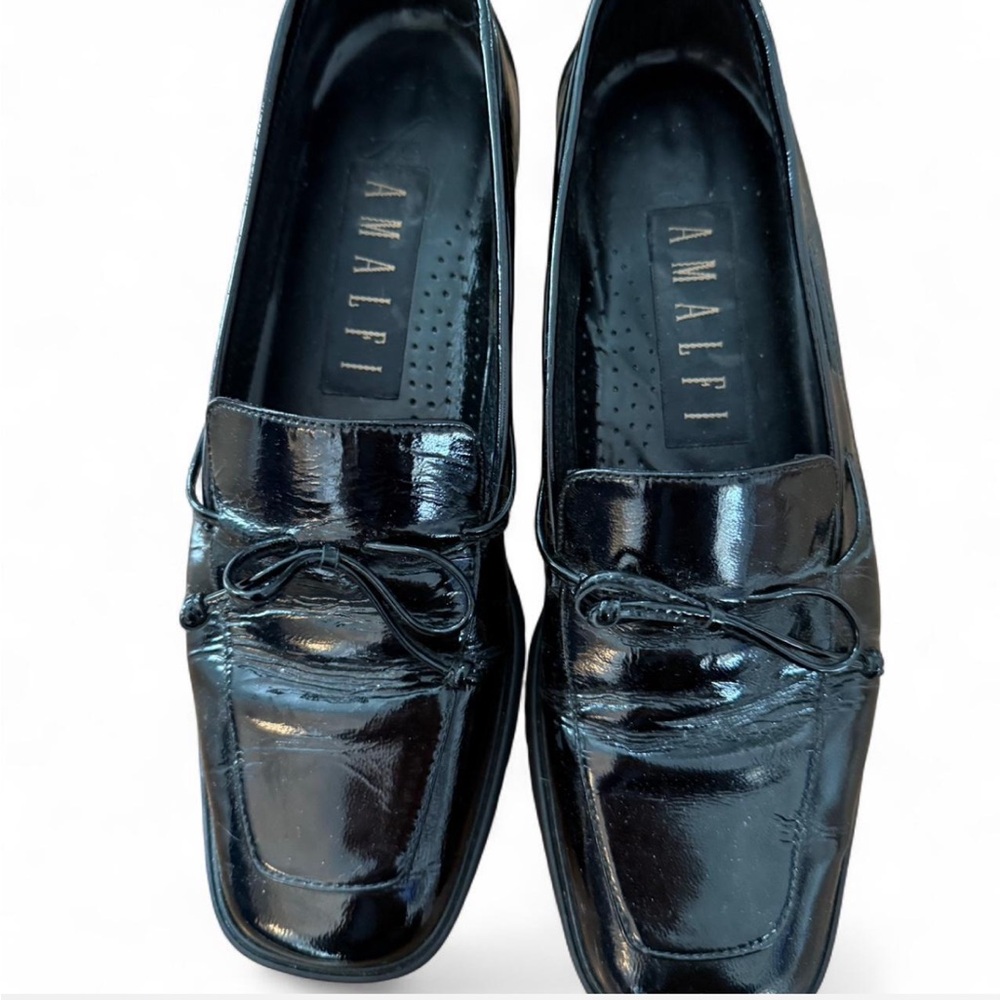 Amalfi women’s patent leather black loafers